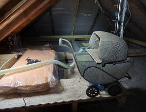 Zateplení stropu zděného rodinného domu pomocí foukané izolace